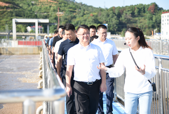 李铁雄率队开展城建领域建设项目观摩调度 强调认识再提升 建设再加速 保障再发力 推进中等城市建设