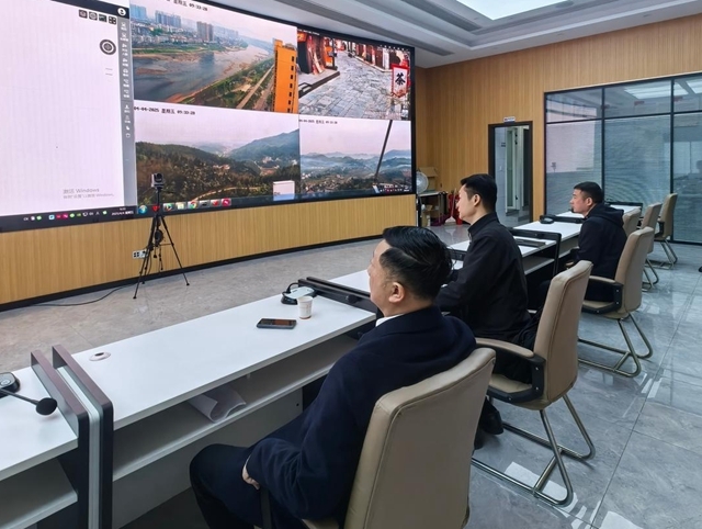 彭韬调研督导清明节道路交通管理和社会面治安管控工作