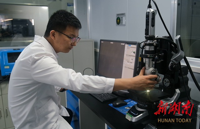 致敬劳动者 | 曾雄：匠心突破陶瓷“智造”