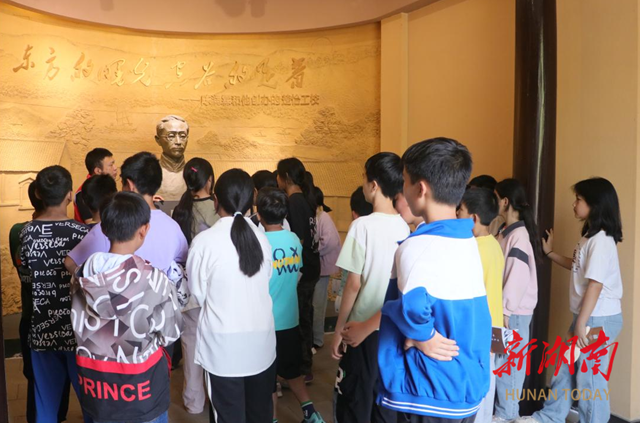 馆校联合开展“5•18国际博物馆日” 宣传活动
