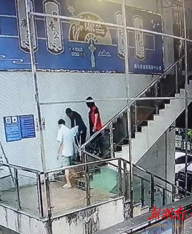 新化县数据局暖心服务获好评
