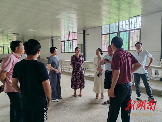 专家团深入吉庆镇“把脉”产业 全域谋划乡村振兴新图景