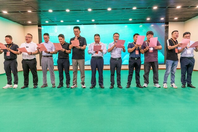 解密黃精之謎·開啟產業(yè)未來 | 《全國黃精產業(yè)（新化）宣言》正式發(fā)布