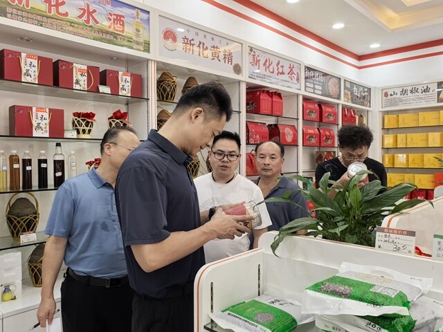 彭韬一线督安全促振兴：筑牢节日防线 绘就产业画卷