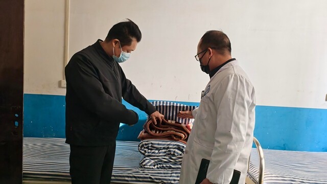 彭韬督导检查城市安全运行工作