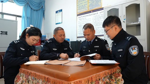 代表委员风采 | 新化县人大代表邹新亮 把派出所当作“家”