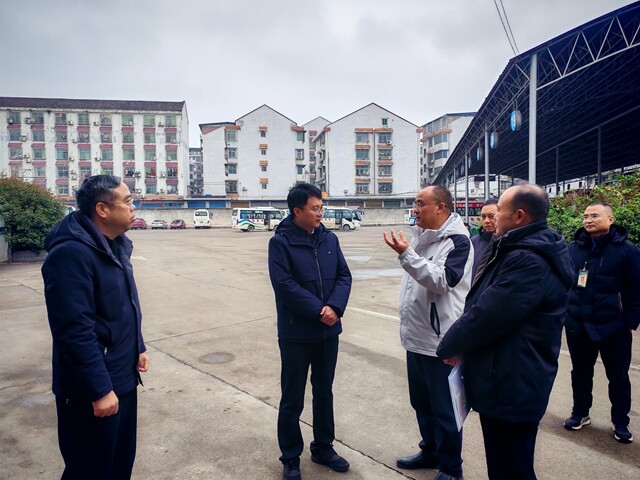 邹剑锋督导检查城市运行和安全生产等工作