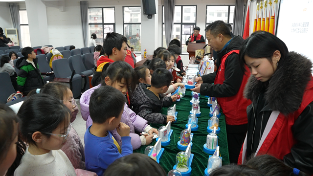 智慧种子暖“新”童行 禁毒宣传伴成长