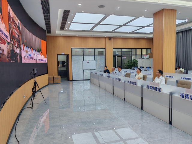 邹剑锋督导检查端午假期值班值守 社会稳定 安全生产 防汛备汛 龙舟赛事安全保障工作