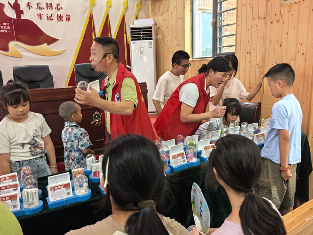 新化禁毒在线 | 禁毒宣传进乡村 筑牢基层安全“防毒墙”