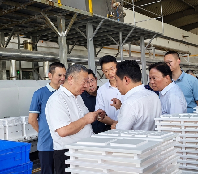 省第六生态环境保护督察组到新化调研生态环境保护重点工作